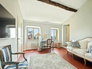 Villa Grasse Features 31