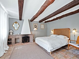 Villa Grasse Features 34