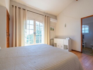Villa Ampus Características 28