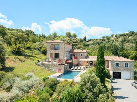 Villa Mistral