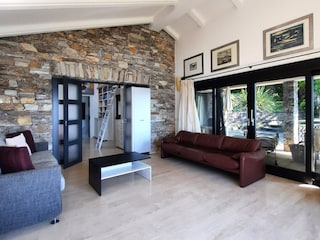 Schlafzimmer mit Doppelschlafcouch