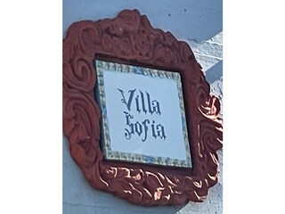 Villa Bee Document 34