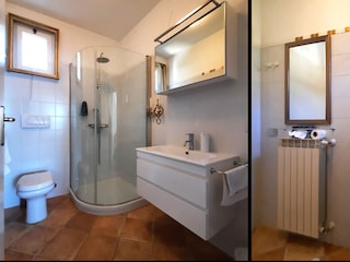 Badezimmer mit Dusche