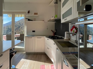 Küche mit Terrasse