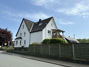 Apartment Gemütliche Ferienwohnung in guter Verkehrslage