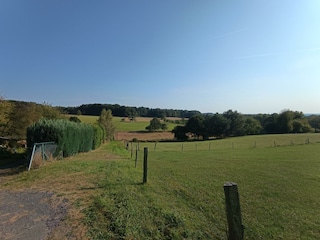 Umgebung neben dem Haus