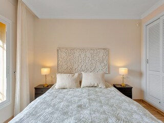 Apartment Elviria Features 21