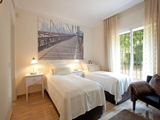 Apartment Elviria Features 6
