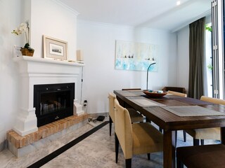 Apartment Elviria Features 10