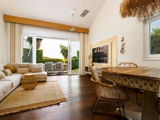 Villa Elviria  74