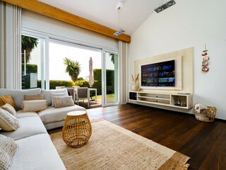 Villa Elviria Características 47