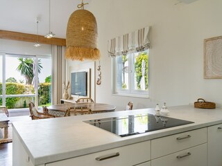 Villa Elviria Features 26