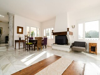 Villa Nueva Andalucía Ausstattung 9