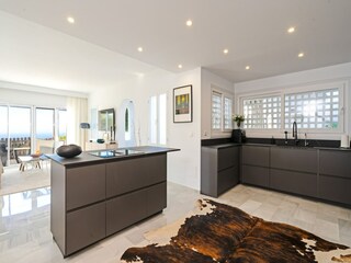 Apartment La Mairena Features 10