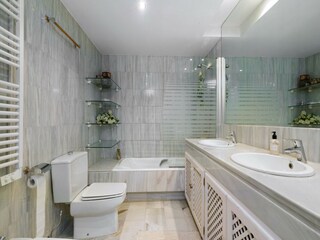 Apartment La Mairena Features 11