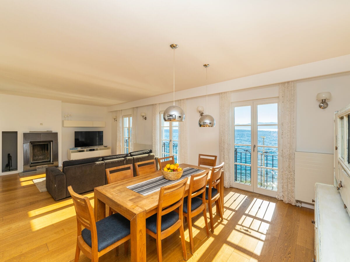 Strandhaus Jela - Apartment mit 3 Schlafzimmern