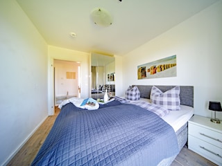 Masterbedroom mit TV