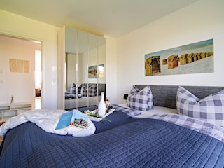 Masterbedroom mit TV