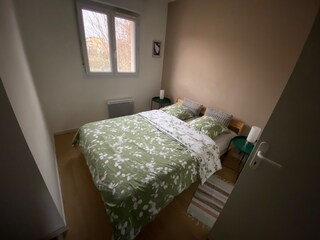 Schlafzimmer 2, 1 Etage