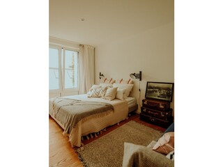 Schlafzimmer und Schlafsofa
