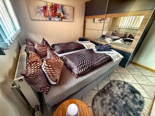 bedroom with Queensize bed
