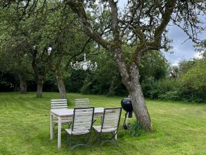 Ferienwohnung Dreiseithof Nieby - Über der Remise - Neukirchen bei Quern - image1