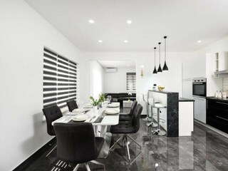 Villa Murvica Características 11