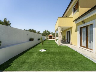 Villa Pakostane Buitenaudio-opname 22
