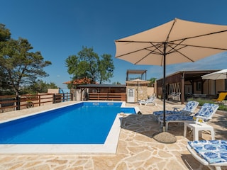 Ferienhaus Zapužane Außenaufnahme 10