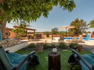 Ferienhaus Zapužane Außenaufnahme 29