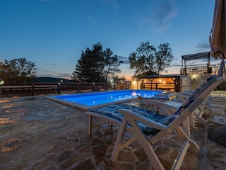 Ferienhaus Zapužane Außenaufnahme 42