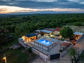 Casa per le vacanze Zapužane Ambiente 70