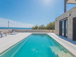 Villa Aurea en bord de mer avec piscine et vue sur la mer