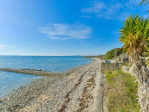 Villa Olivar house with heated pool by the beach