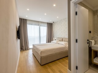 Villa Trstenik Características 34