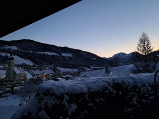Ramsau mit Bergpanorama und Kirche