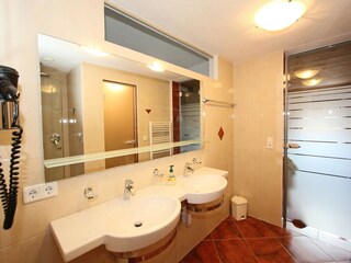 Apartment Stumm Features 10