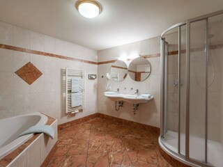 Apartment Stumm Features 9