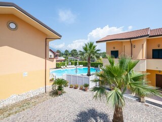 Villa Paestum Buitenaudio-opname 13