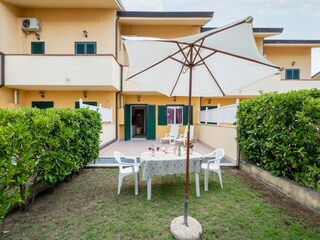 Villa Paestum Buitenaudio-opname 8