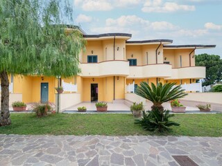Villa Paestum Outdoor Recording 2