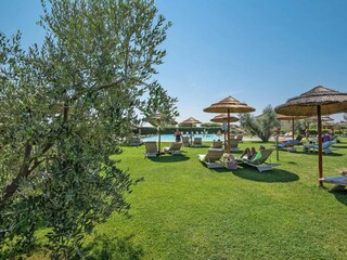 Ferienpark Campiglia Marittima Außenaufnahme 4