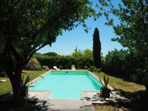 Charmante maison de vacances avec jardin et piscine privée, Vernègues-anc. TUI - Mallemort - image1