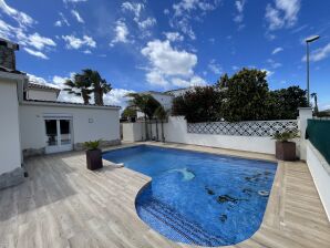 Ferienhaus con piscina paraíso 122