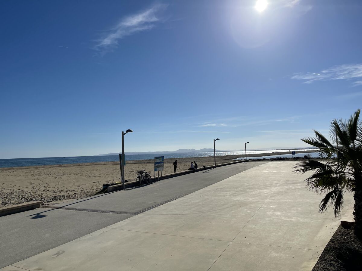 Strandpromenade von Empuriabrava