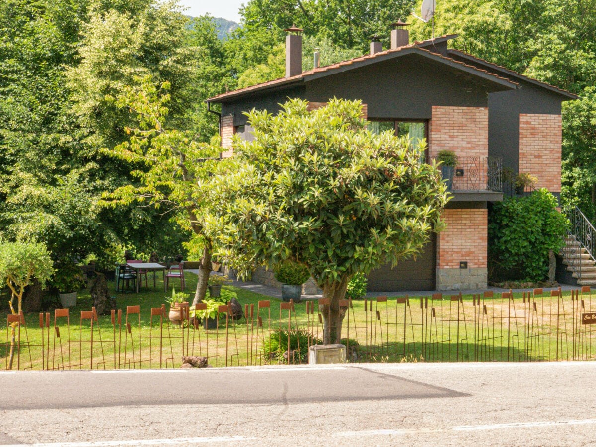 Cottage La Vall d'En Bas Außenaufnahme 2