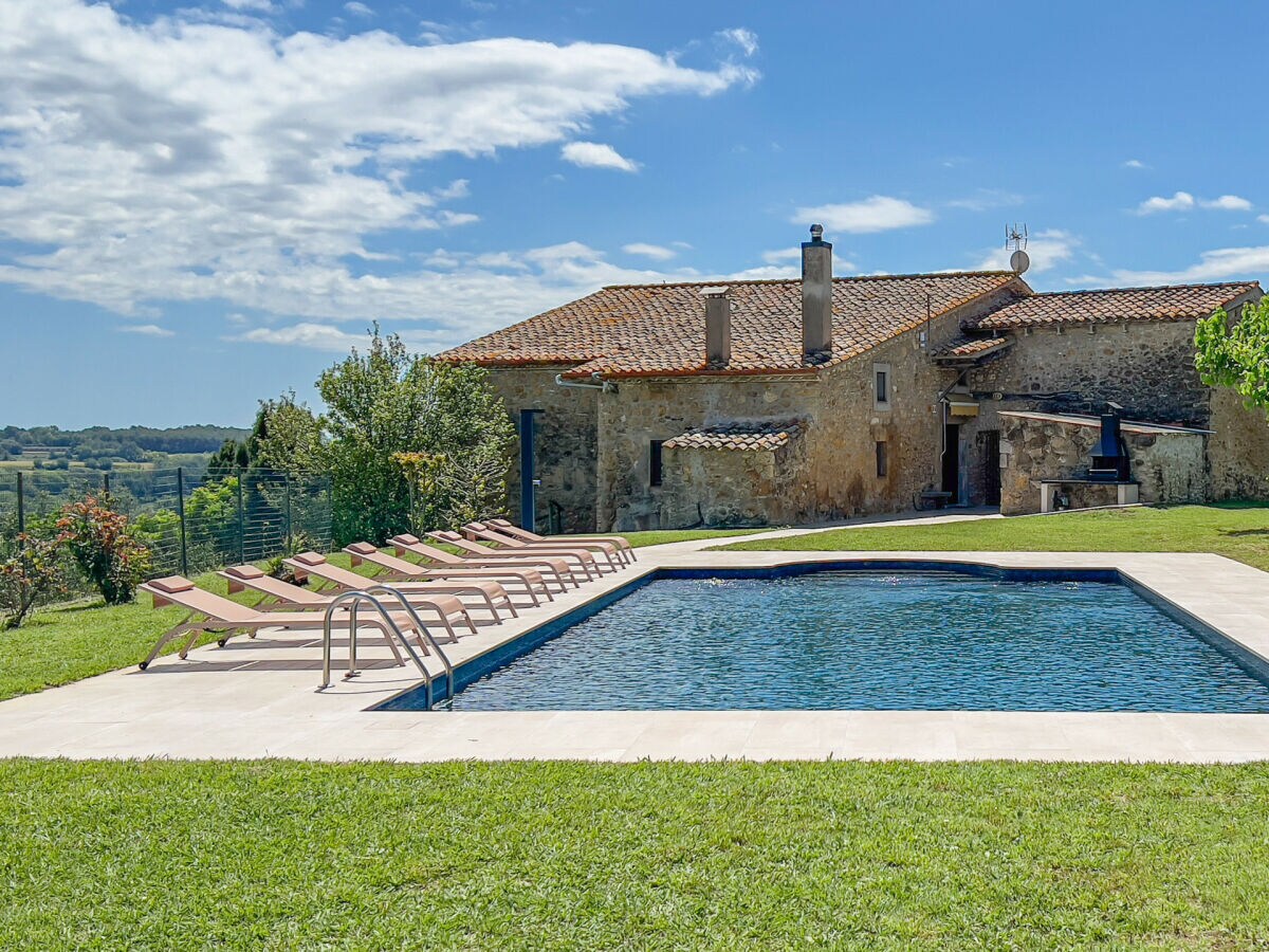 Cottage Cornellà del Terri Außenaufnahme 10