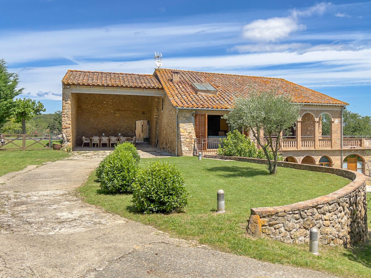 Cottage Cornellà del Terri Außenaufnahme 27