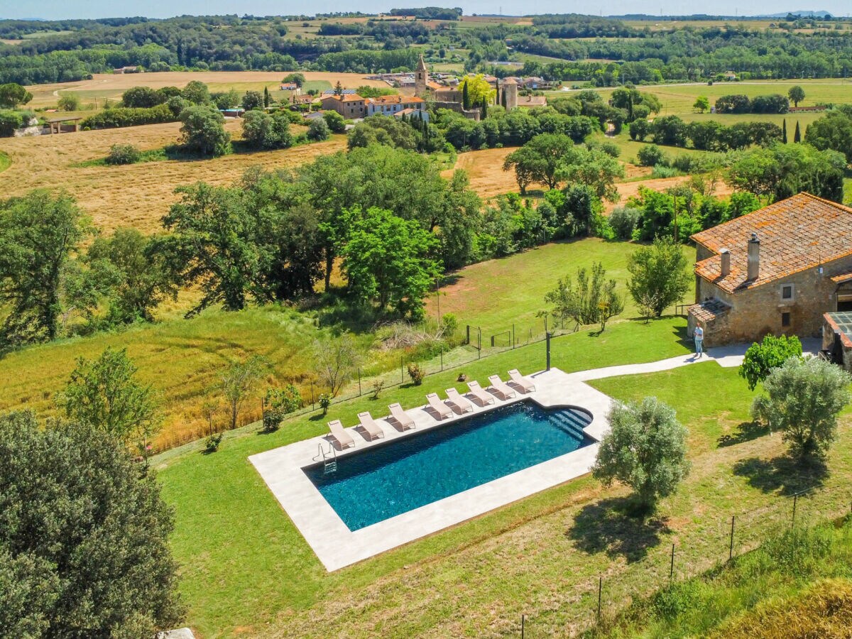 Cottage Cornellà del Terri Außenaufnahme 20