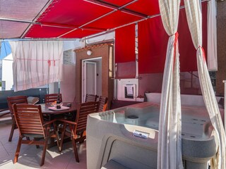 Apartment Arbanija Außenaufnahme 8